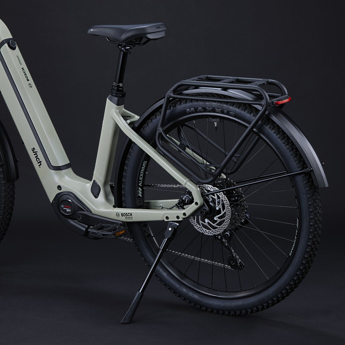 Sinch Jaunt EZ 5 e-bike in Midnight Silt