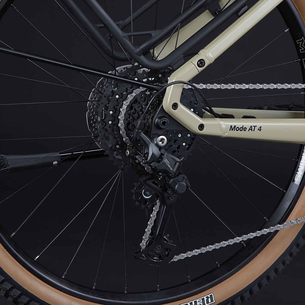 Sinch Mode AT 4 e-bike in Summit Stone