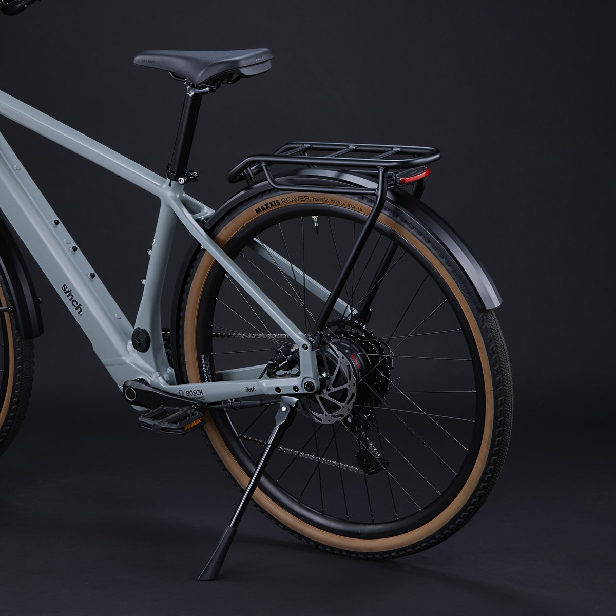 Sinch Rush e-bike in Matte Metro Grey